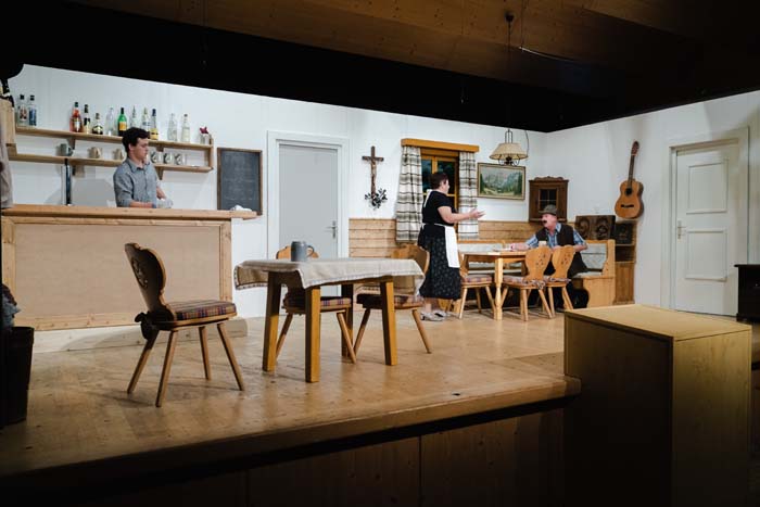 Theater-109